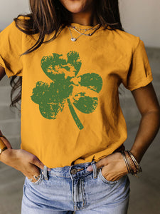 Trendy Women Clover Crop T-Shirt - Floral Patterns & Colors